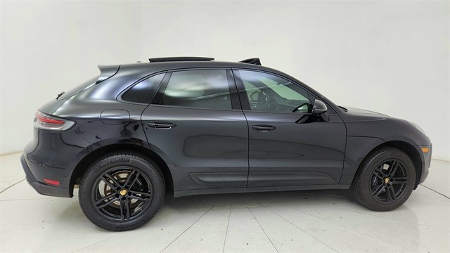 2025 Porsche Macan Base AWD