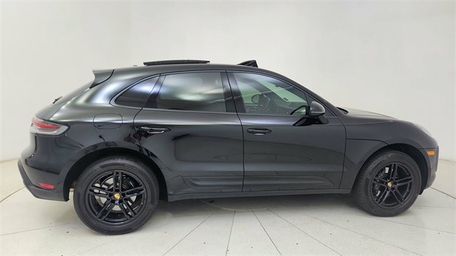2025 Porsche Macan Base AWD
