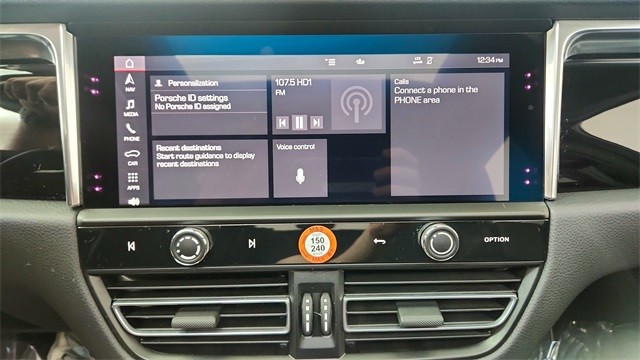 2025 Porsche Macan Base AWD