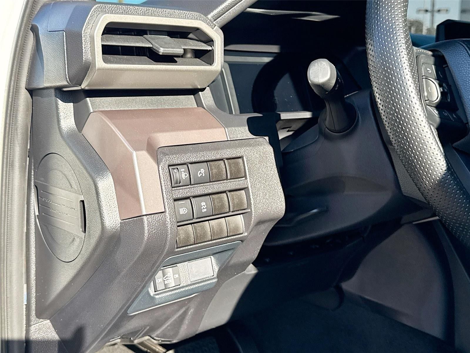 2024 Toyota Tacoma SR5 RWD