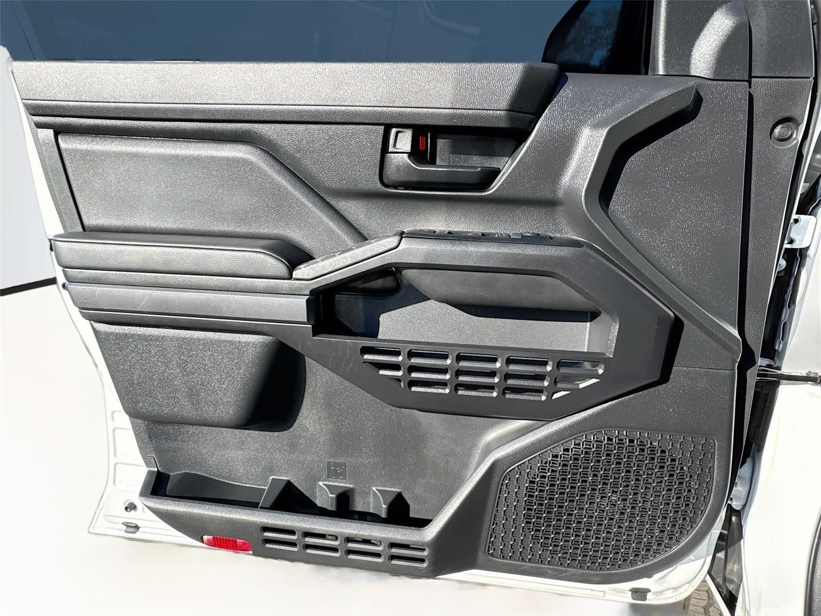 2024 Toyota Tacoma SR5 RWD