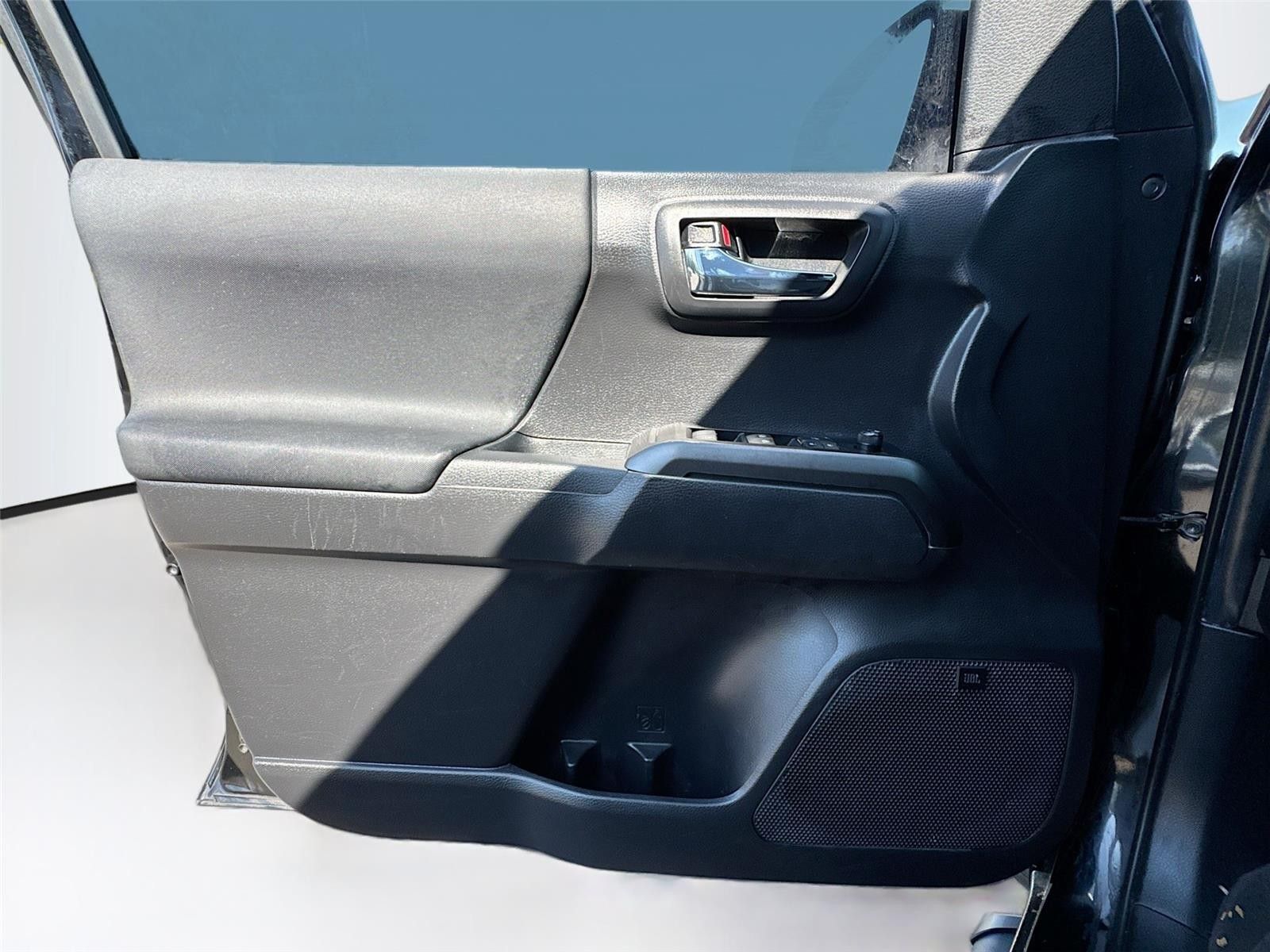 2022 Toyota Tacoma TRD Off-Road RWD