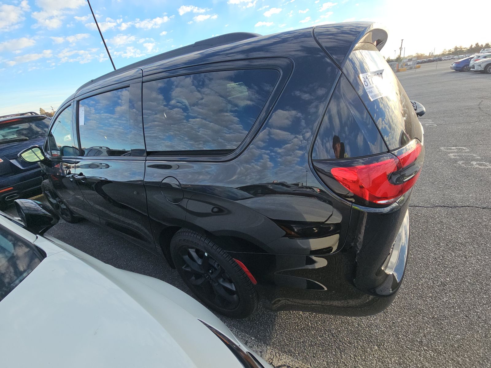 2025 Chrysler Pacifica Limited FWD