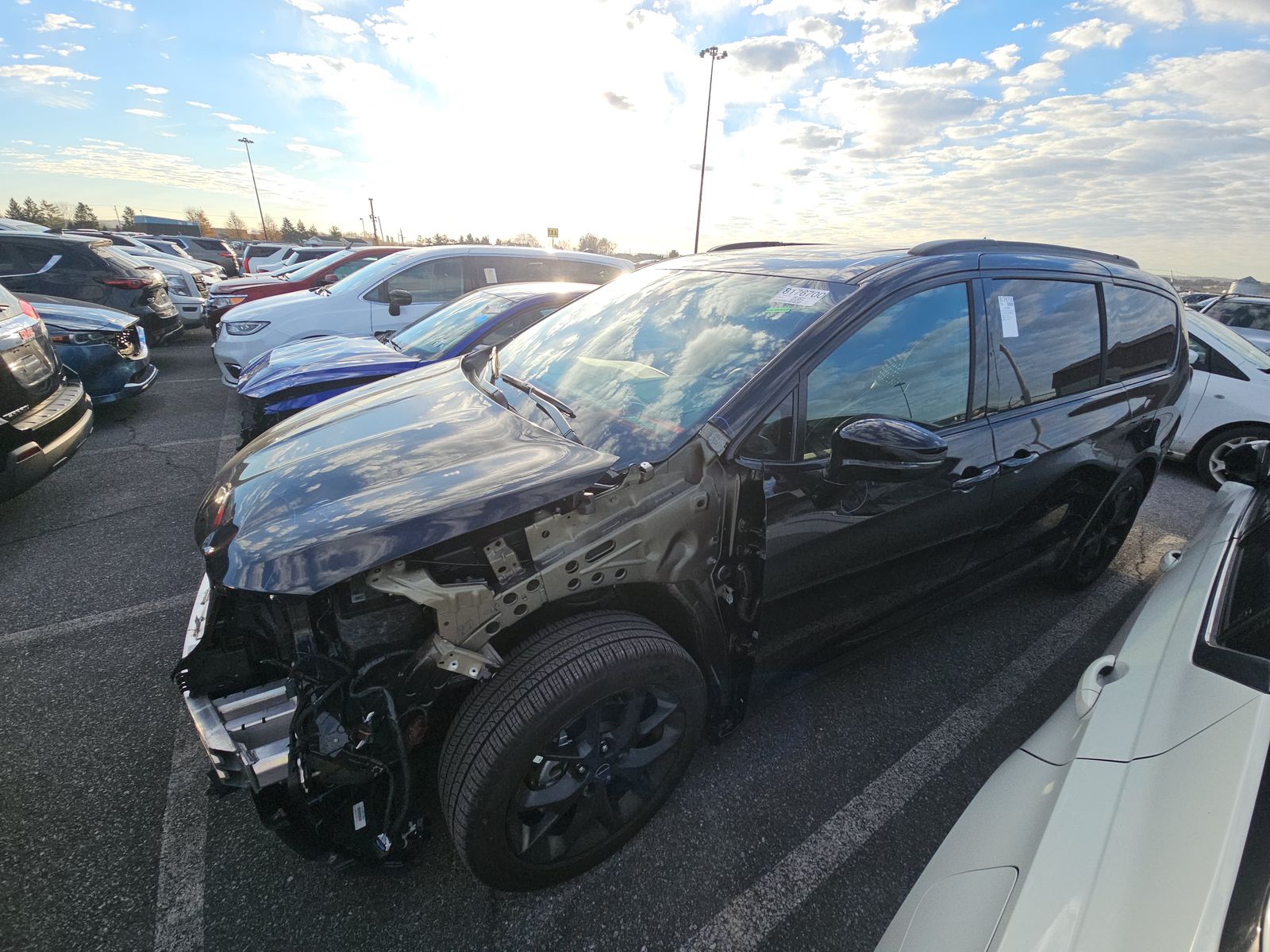 2025 Chrysler Pacifica Limited FWD