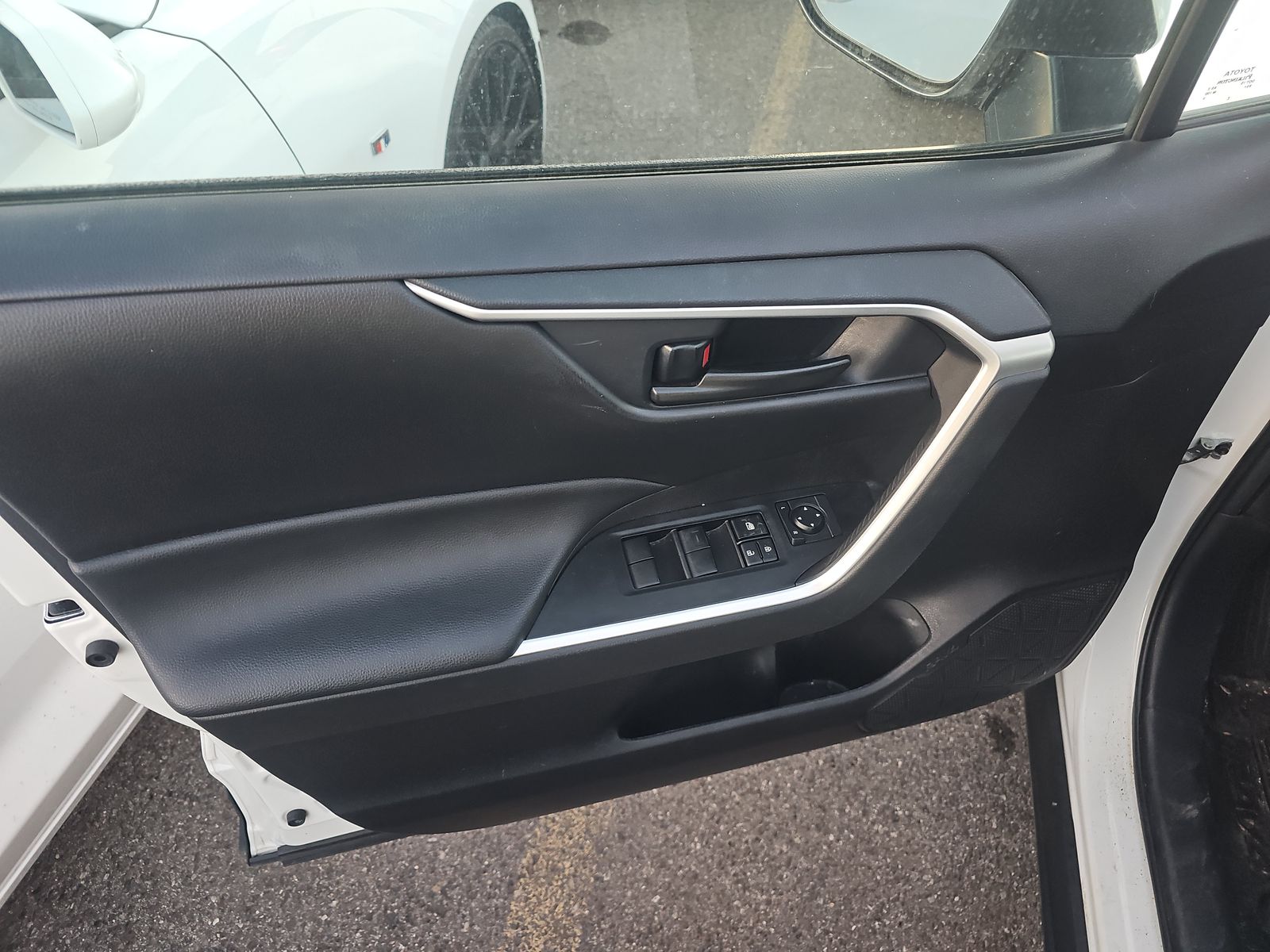 2024 Toyota RAV4 LE AWD