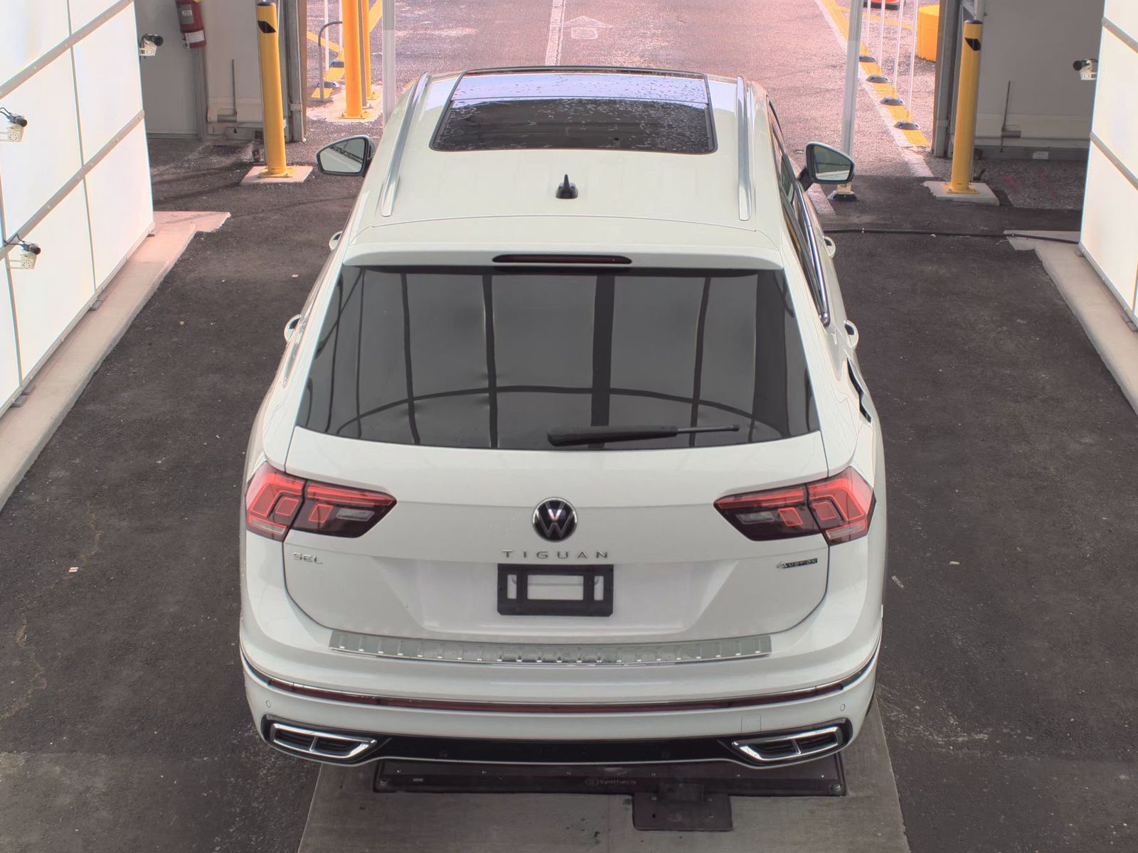 2022 Volkswagen Tiguan 2.0T SEL R-Line AWD