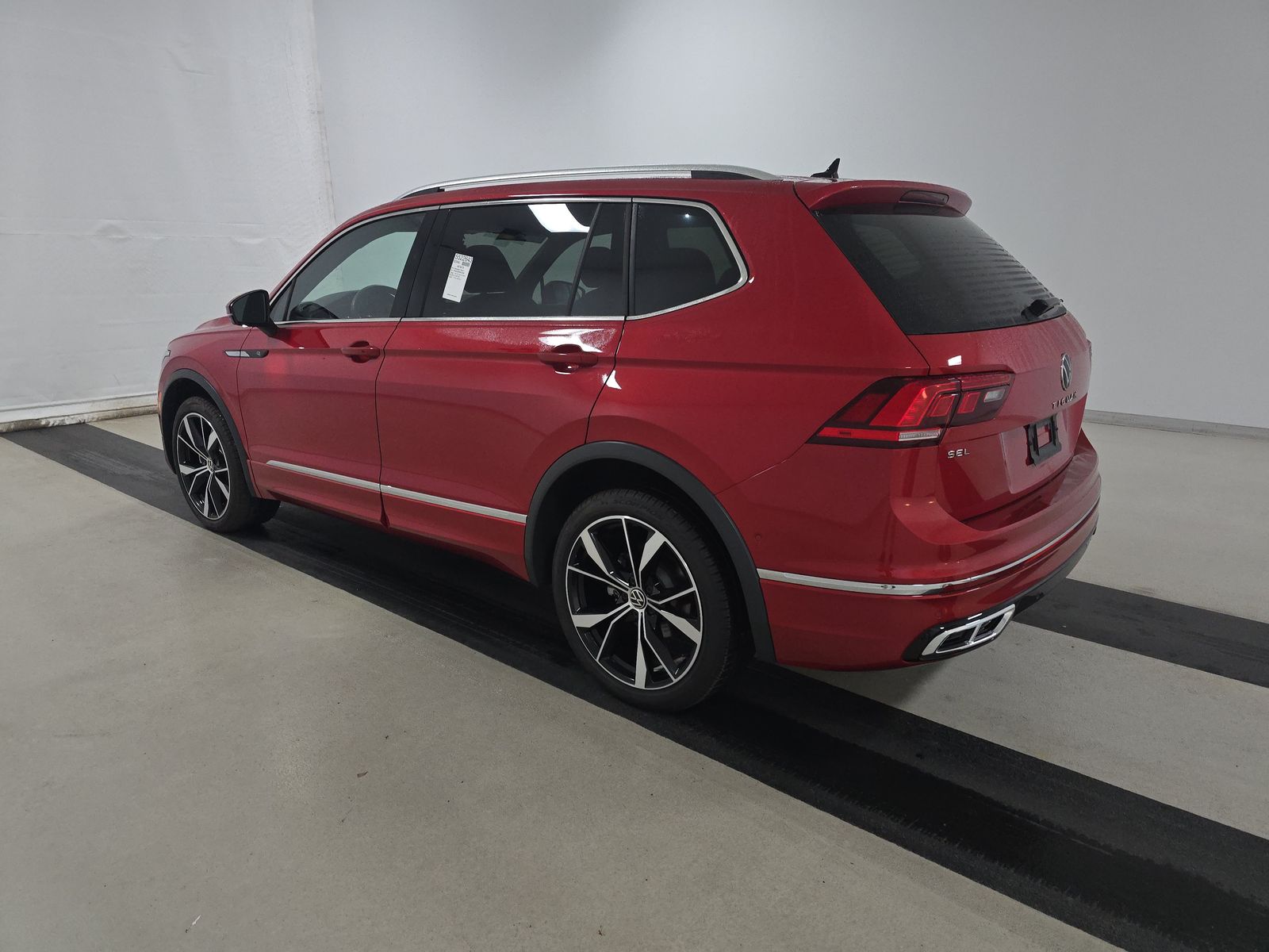 2024 Volkswagen Tiguan 2.0T SEL R-Line AWD