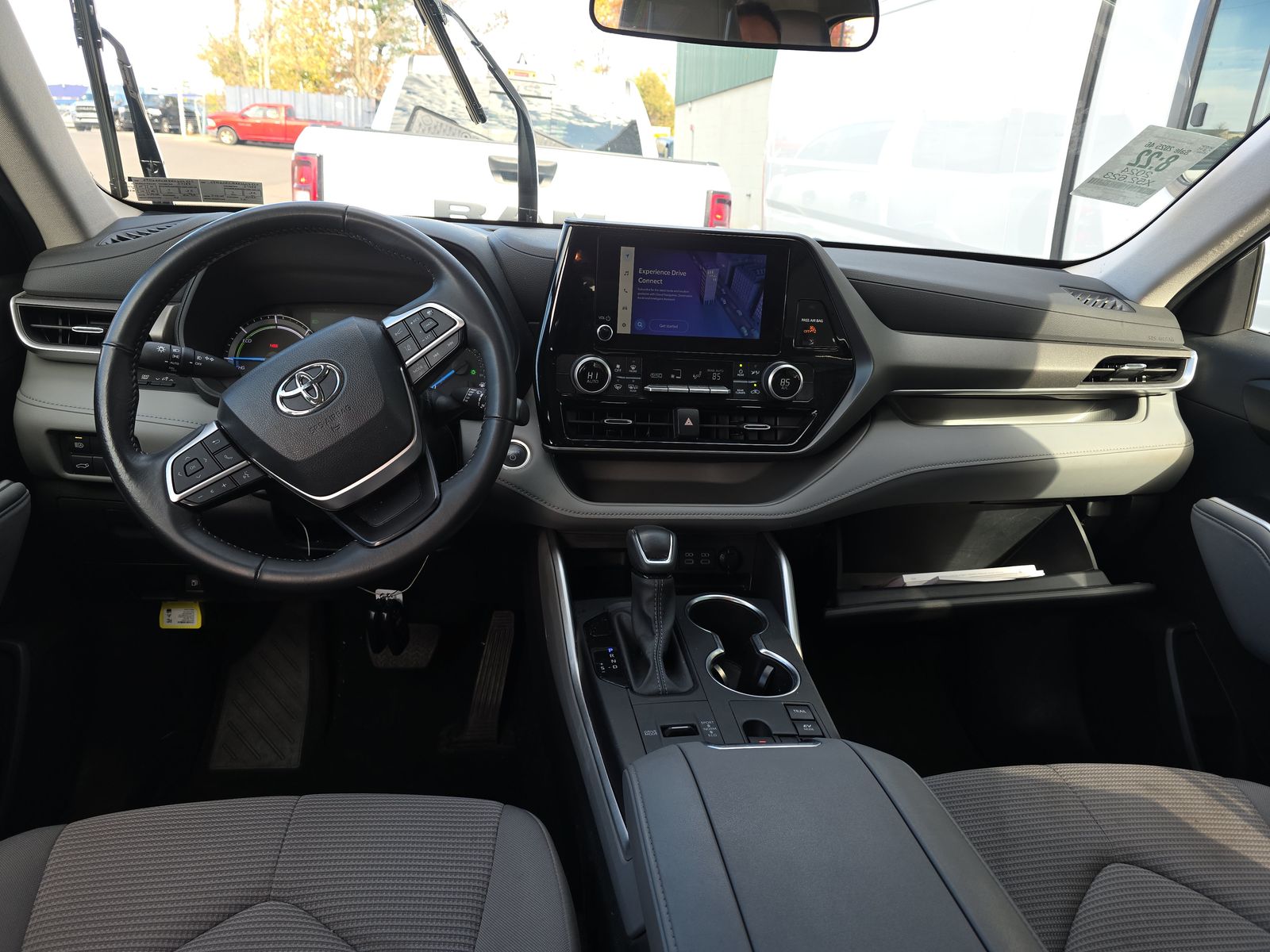 2024 Toyota Highlander Hybrid LE AWD