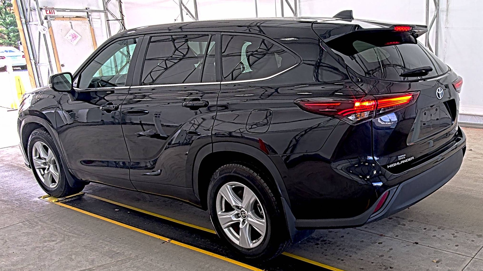 2024 Toyota Highlander Hybrid LE AWD