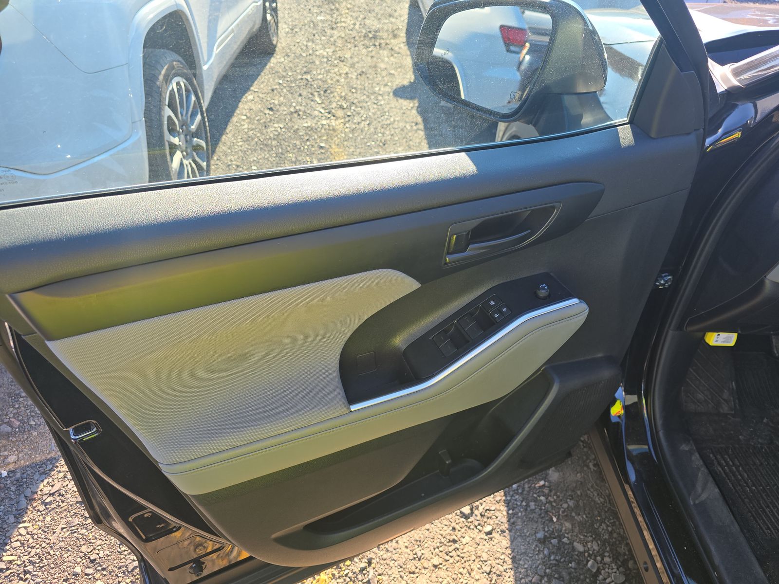 2024 Toyota Highlander Hybrid LE AWD