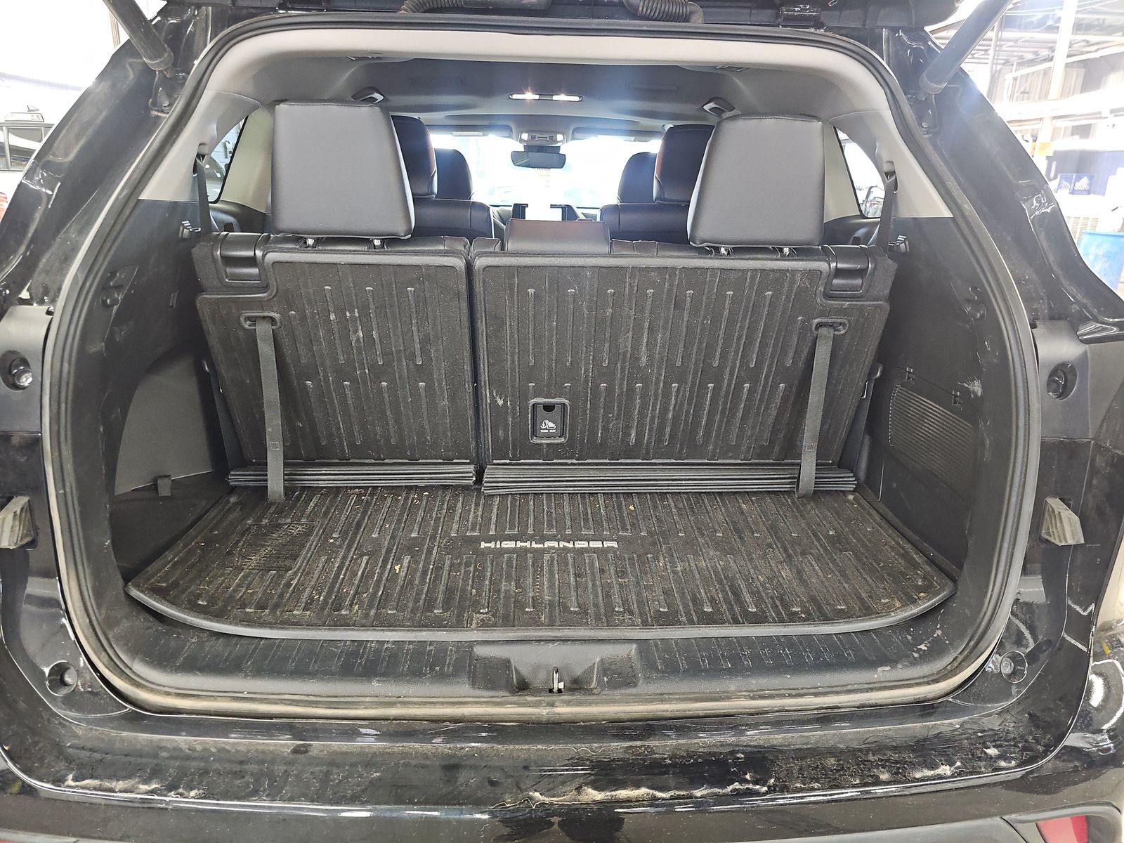 2023 Toyota Highlander Hybrid XLE AWD