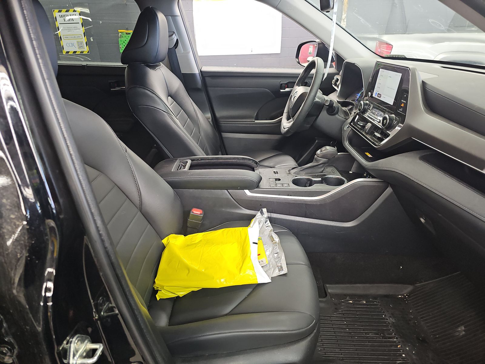 2023 Toyota Highlander Hybrid XLE AWD