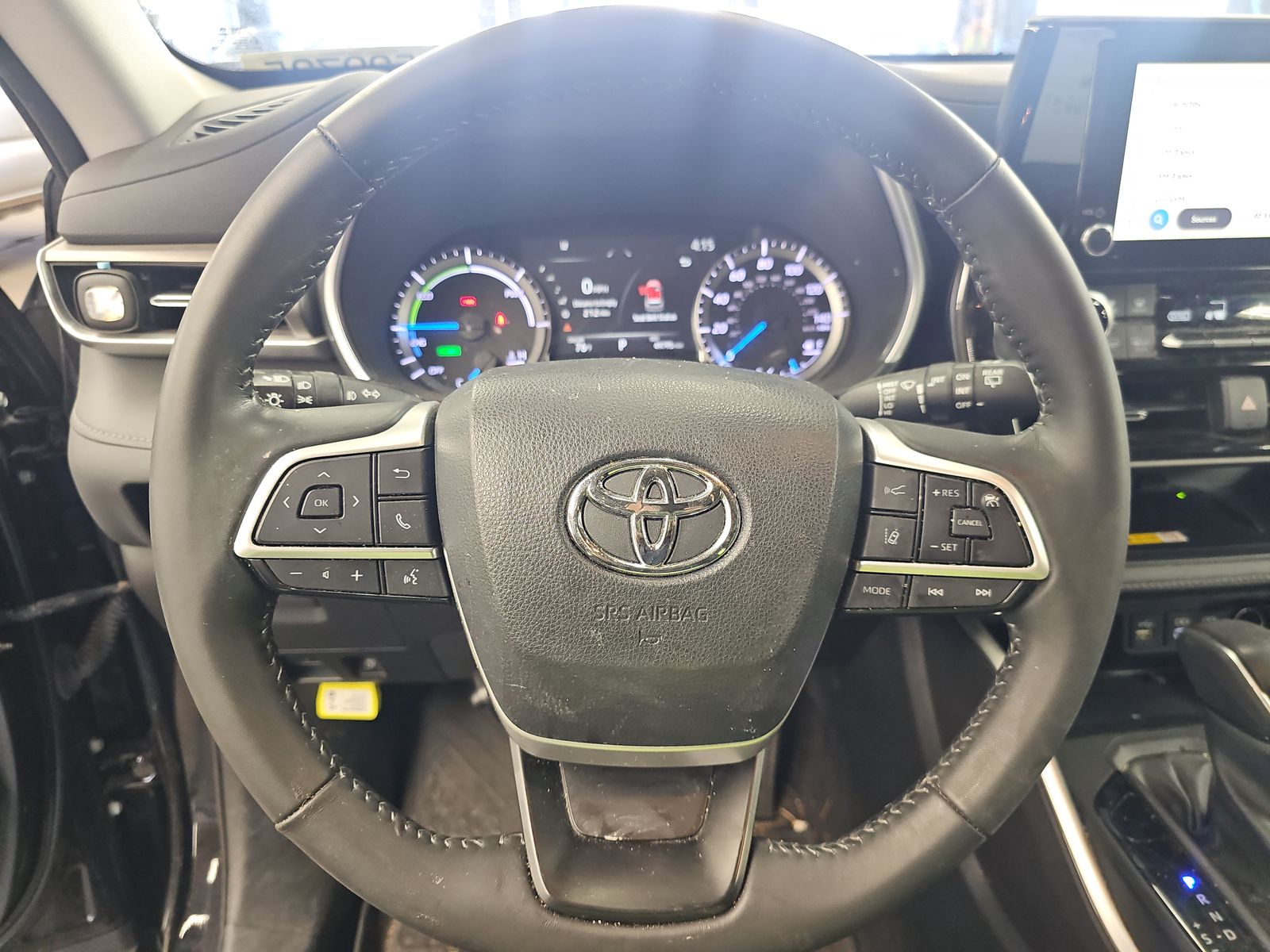 2023 Toyota Highlander Hybrid XLE AWD
