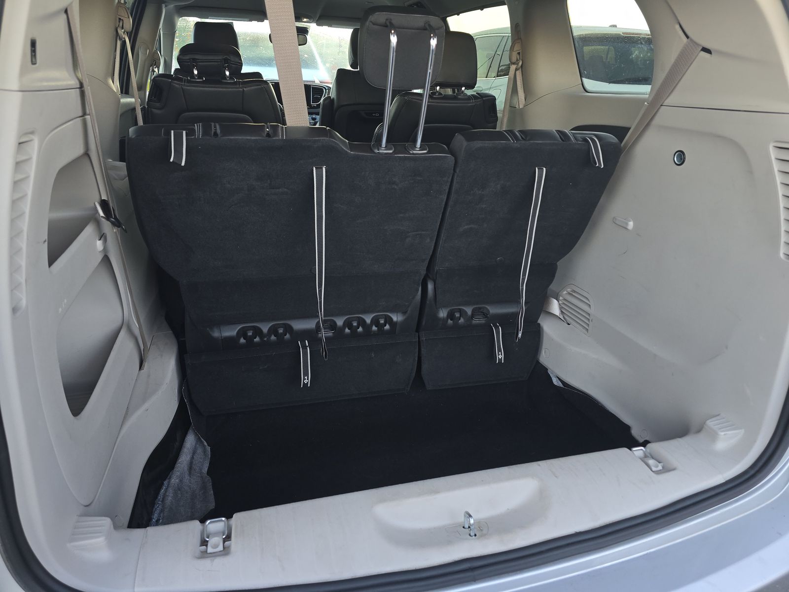 2024 Chrysler Pacifica Touring L FWD