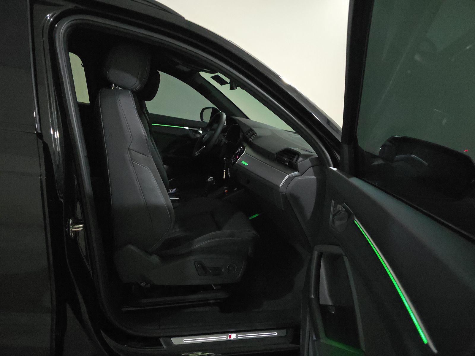 2022 Audi Q3 2.0T S line Premium Plus AWD