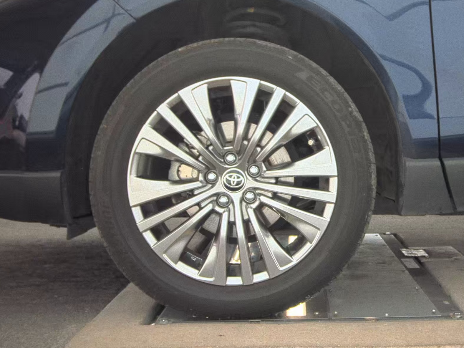 2024 Toyota Venza Limited AWD