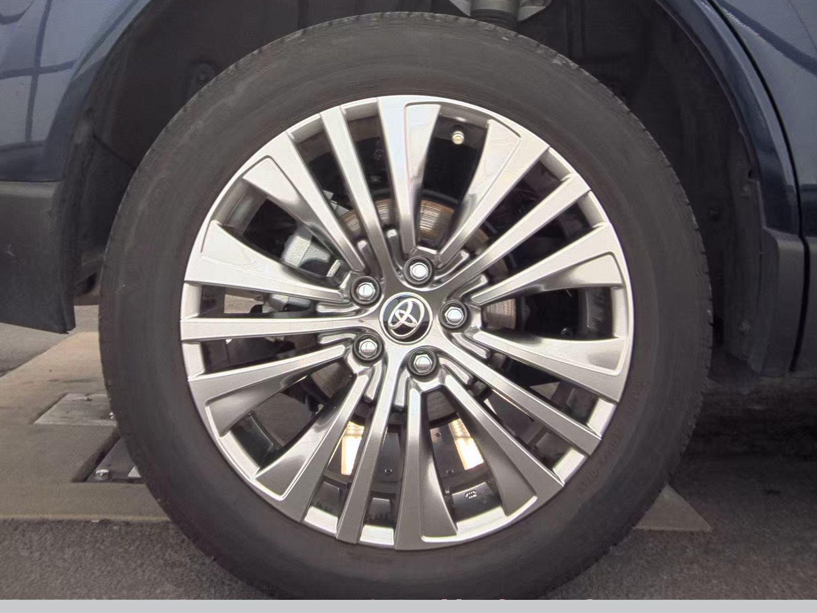 2024 Toyota Venza Limited AWD