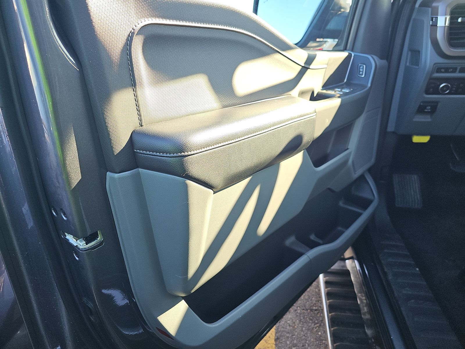 2024 Ford F-150 Hybrid XLT AWD