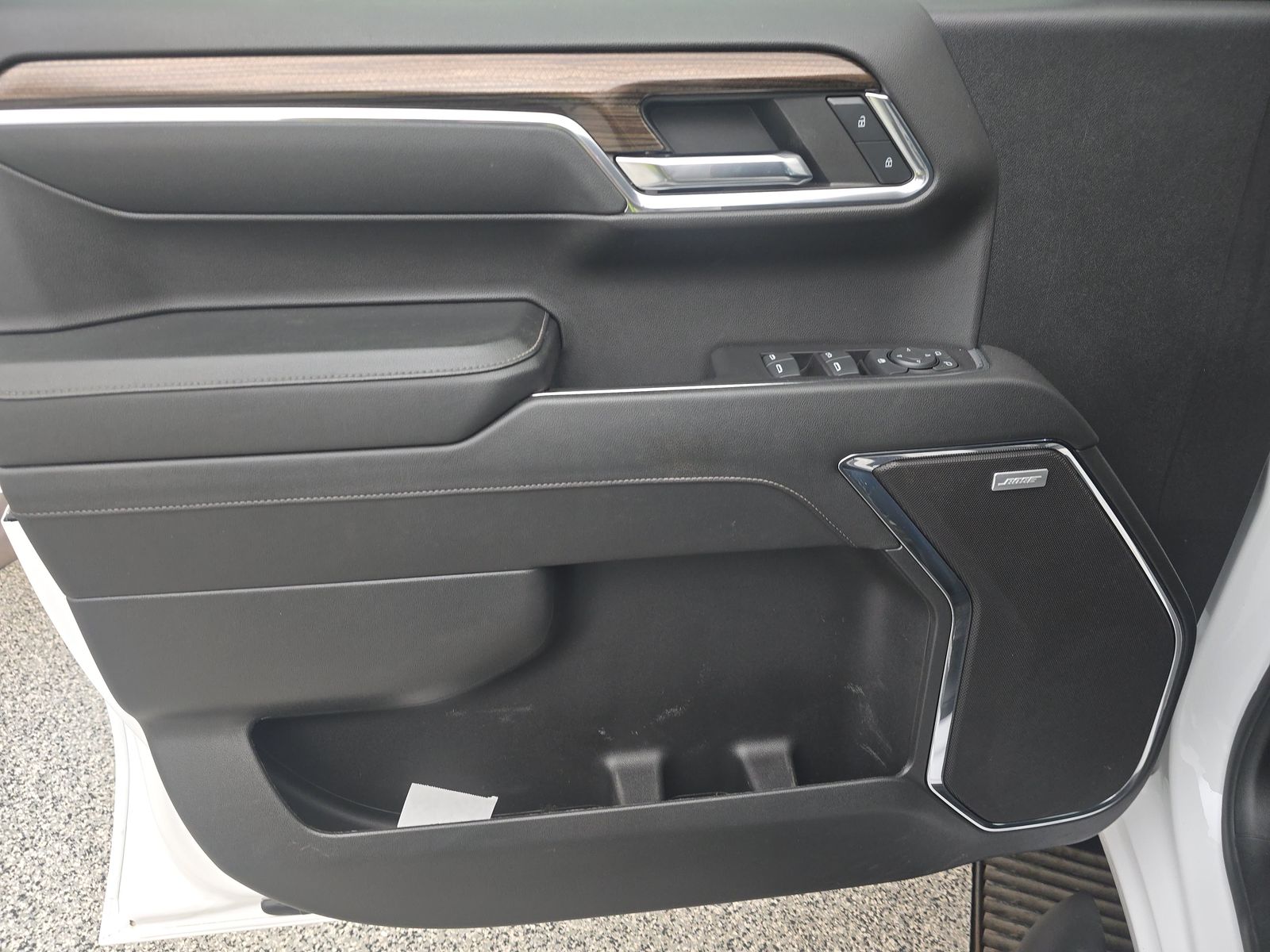 2024 Chevrolet Silverado 1500 RST AWD