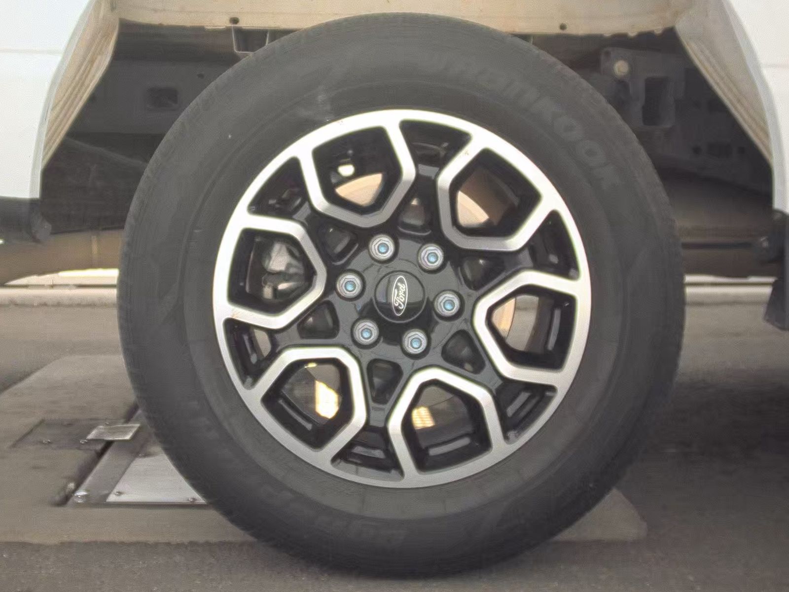 2023 Ford F-150 XL RWD