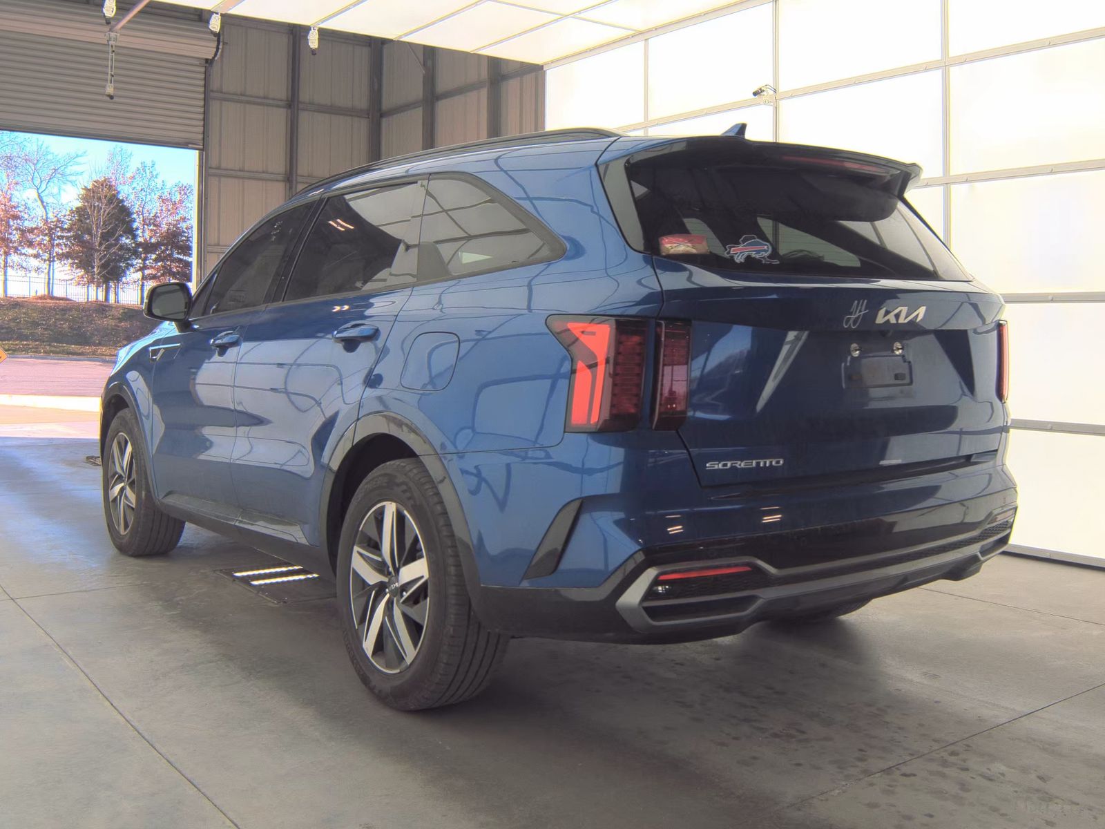 2023 Kia Sorento S FWD