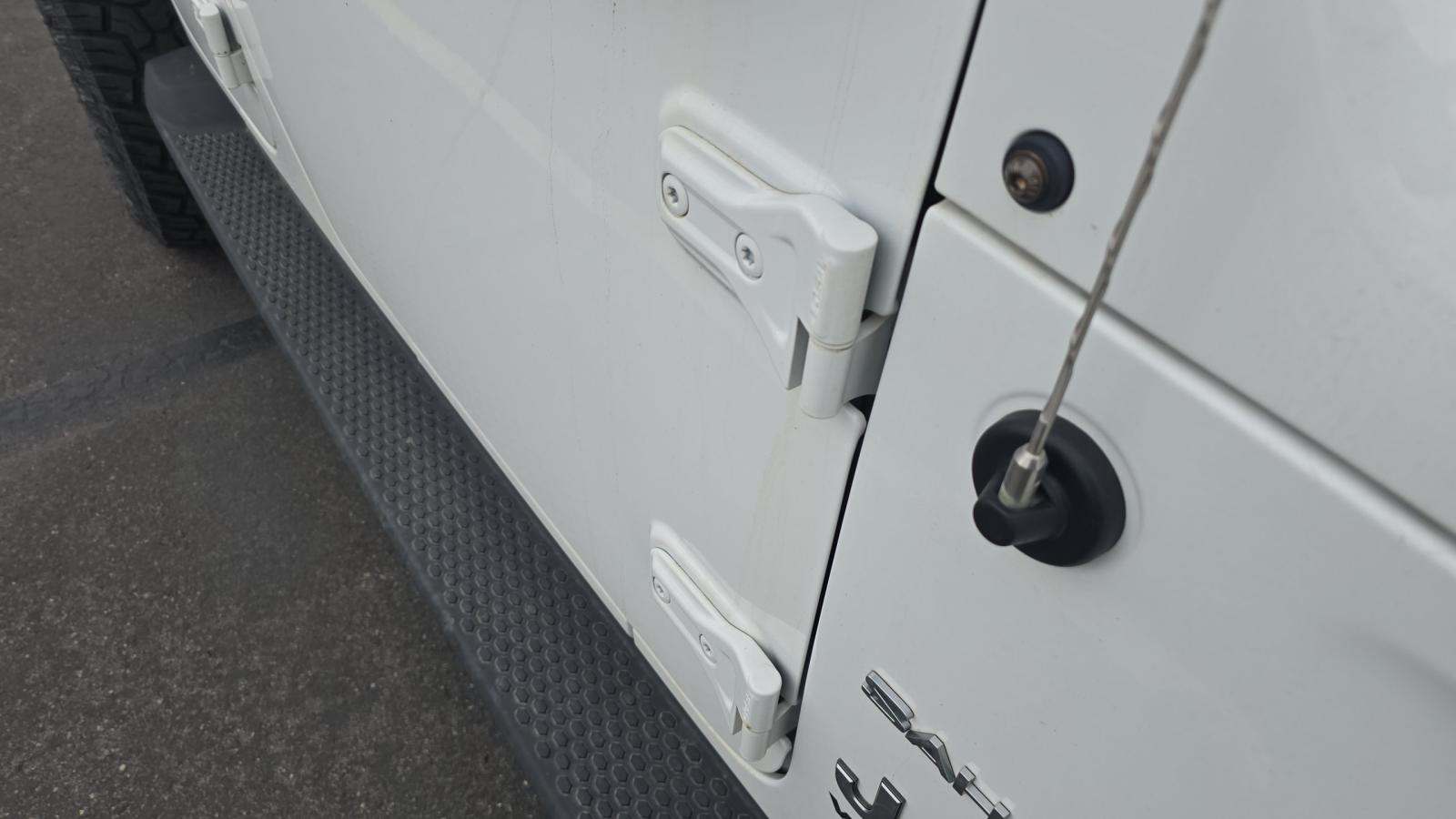 2021 Jeep Wrangler Unlimited Sahara AWD