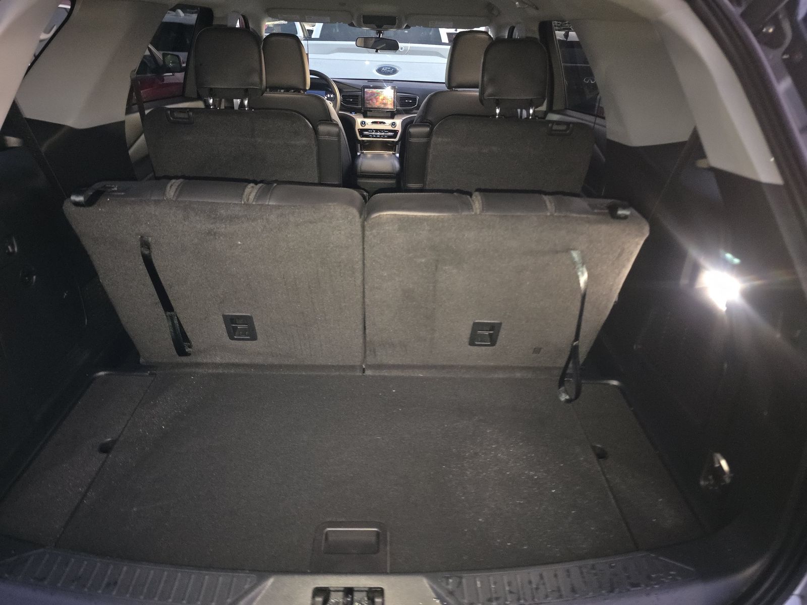 2023 Ford Explorer XLT AWD