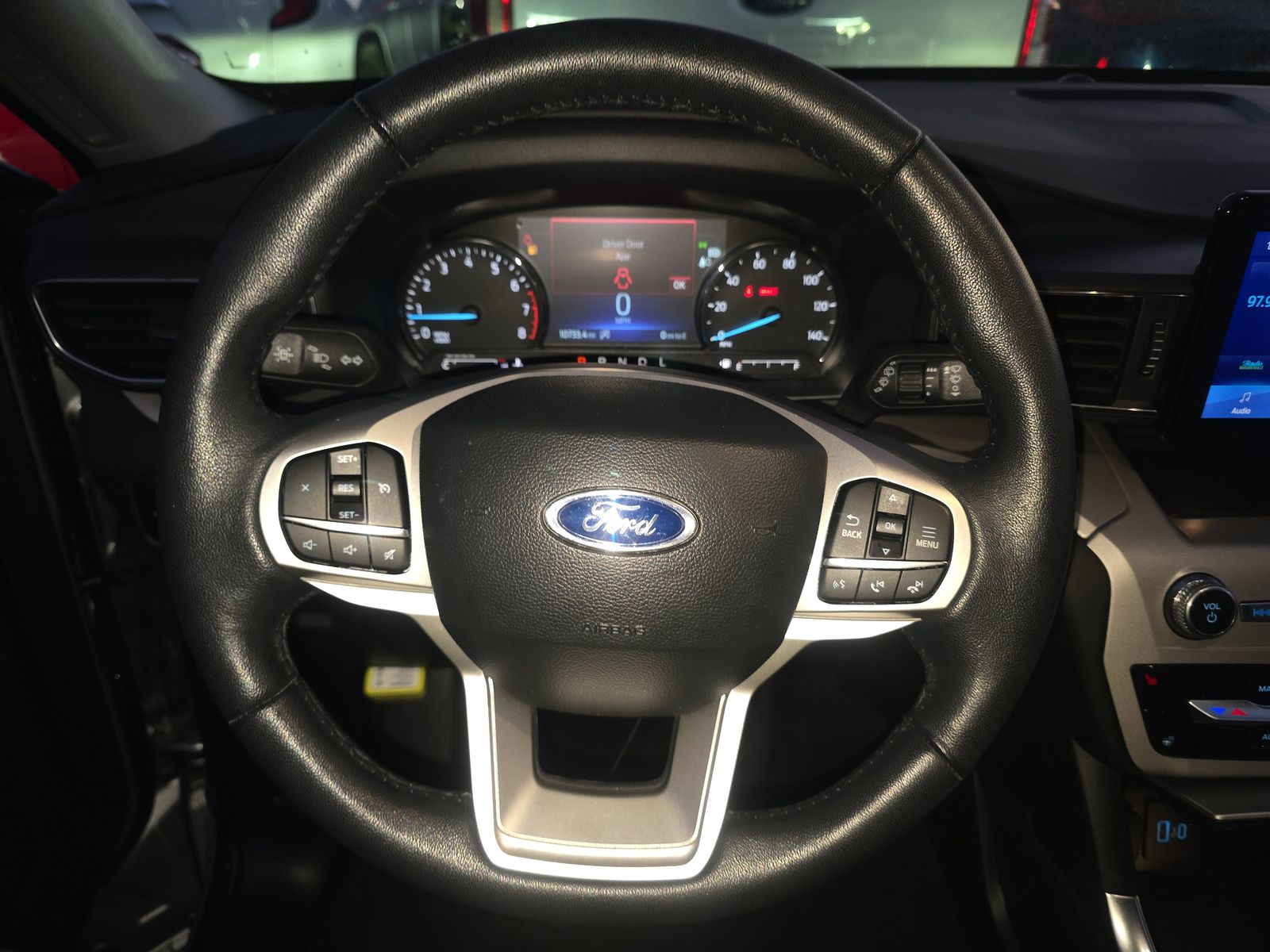 2023 Ford Explorer XLT AWD