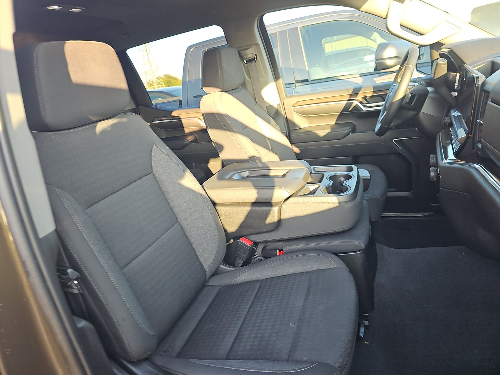 2023 Chevrolet Silverado 1500 LT AWD