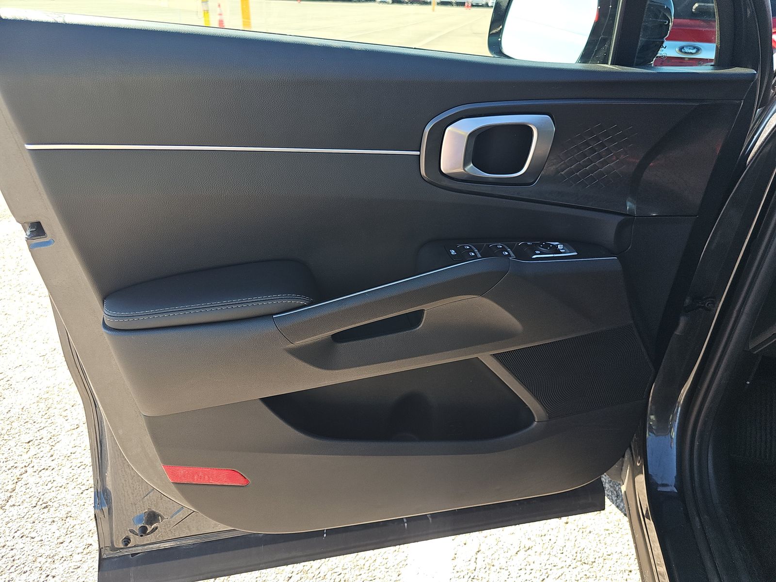 2023 Kia Sorento S FWD