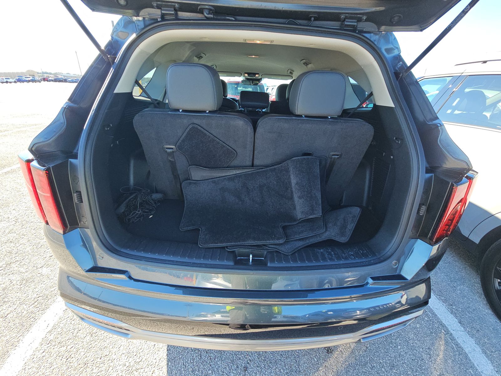 2023 Kia Sorento S FWD