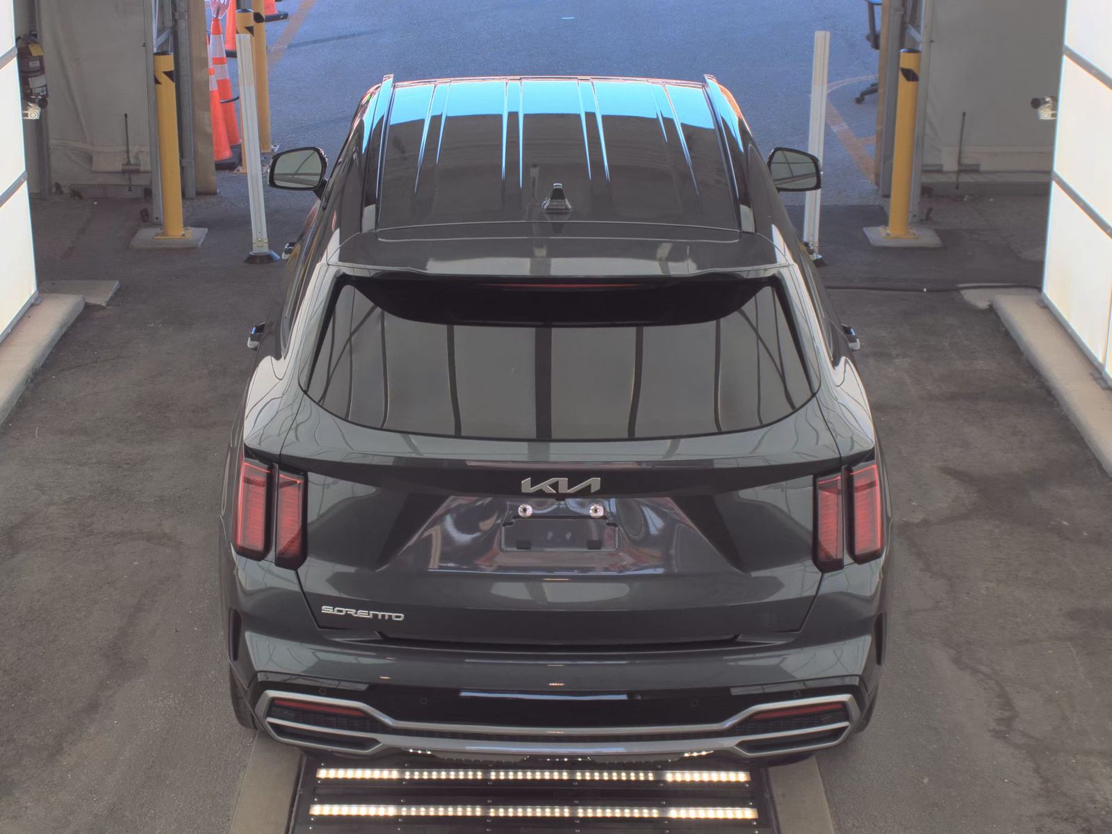 2023 Kia Sorento S FWD