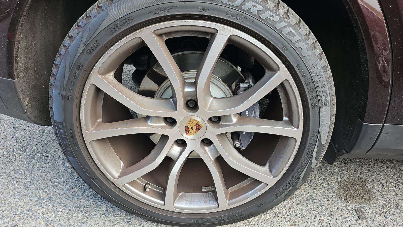 2022 Porsche Cayenne E-Hybrid Platinum Edition AWD