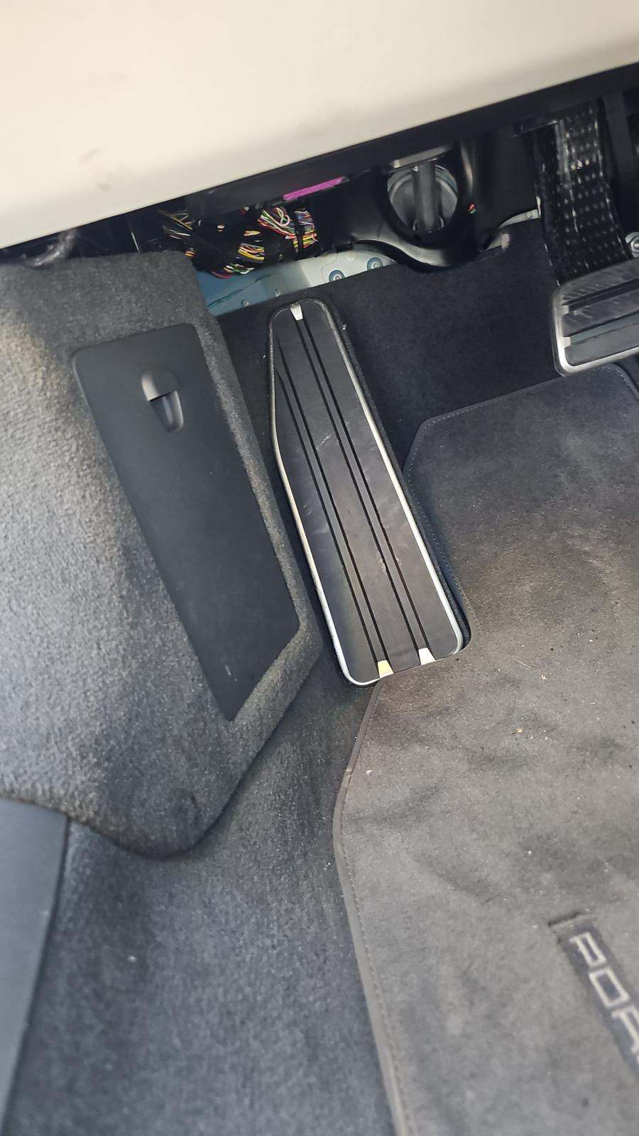 2023 Porsche 911 Carrera GTS RWD