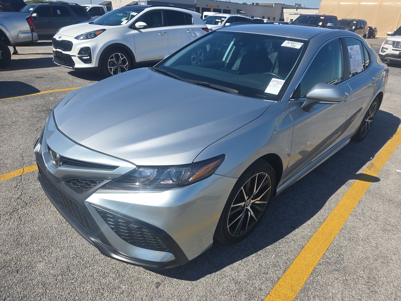 2024 Toyota Camry SE FWD