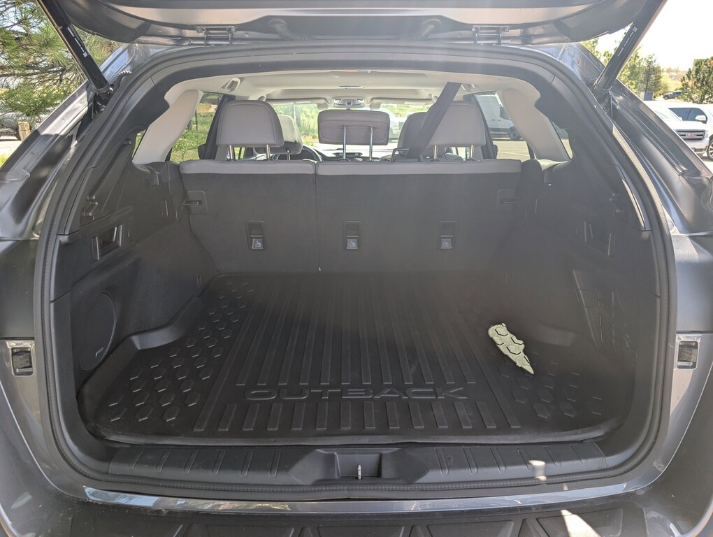 2022 Subaru Outback Limited XT AWD