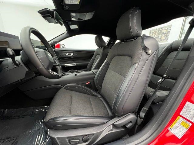 2024 Ford Mustang EcoBoost RWD