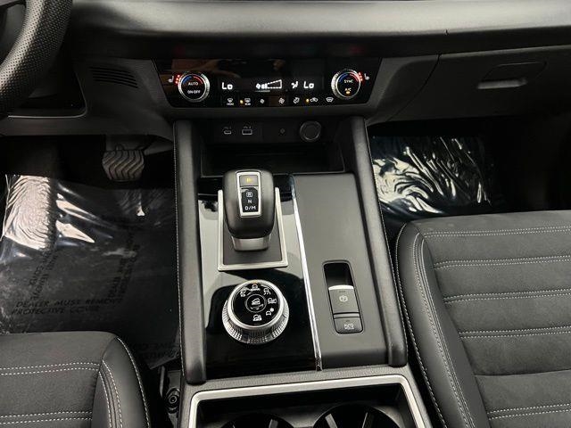 2024 Mitsubishi Outlander SE AWD