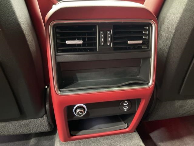 2022 Porsche Cayenne E-Hybrid AWD