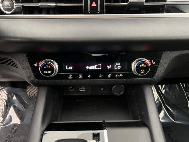 2024 Mitsubishi Outlander SE FWD