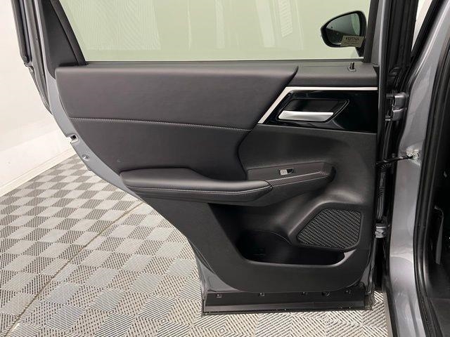 2024 Mitsubishi Outlander SE FWD