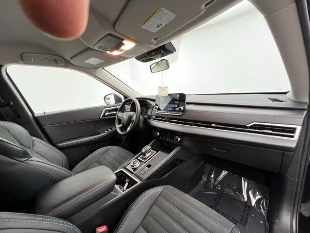 2024 Mitsubishi Outlander SE AWD