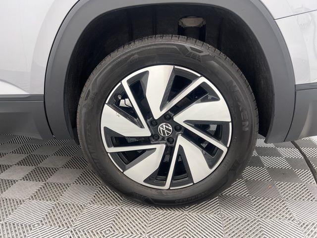 2024 Volkswagen Atlas 2.0T SE AWD