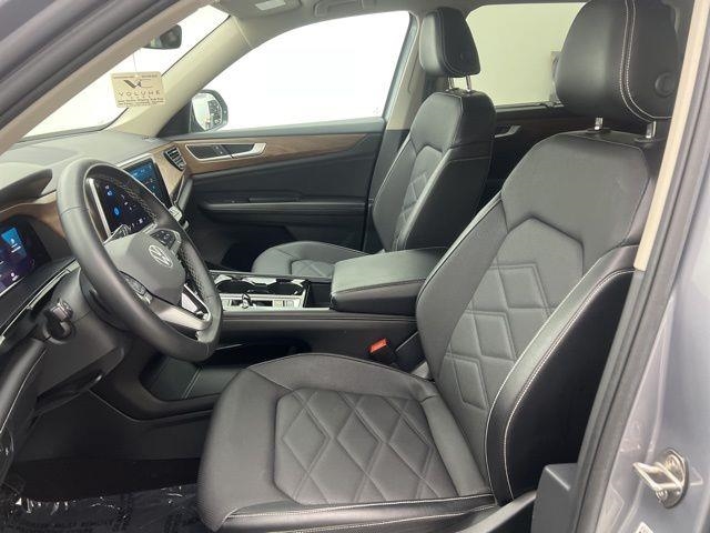 2024 Volkswagen Atlas 2.0T SE AWD