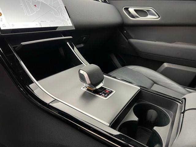 2025 Land Rover Range Rover Velar Dynamic SE AWD