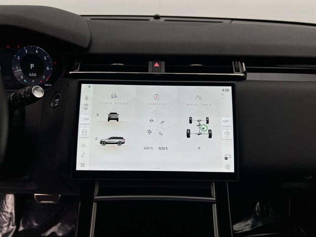 2025 Land Rover Range Rover Velar Dynamic SE AWD