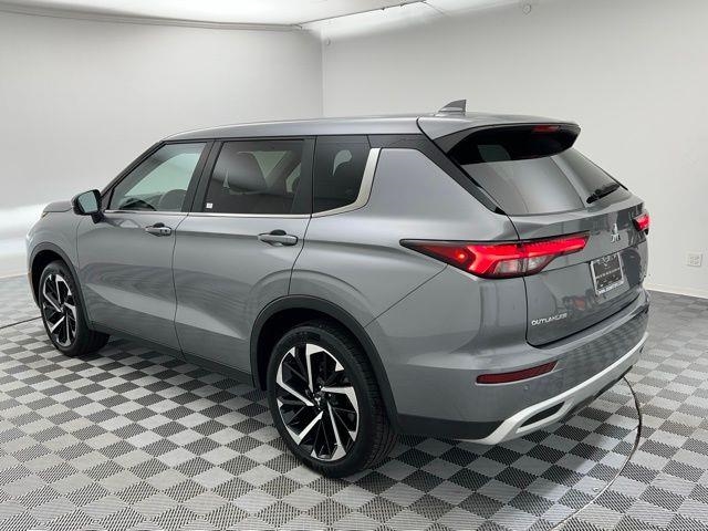 2024 Mitsubishi Outlander SE AWD
