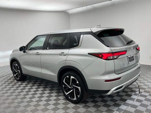 2024 Mitsubishi Outlander SE AWD