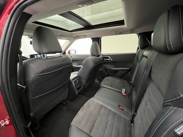 2024 Mitsubishi Outlander SE FWD