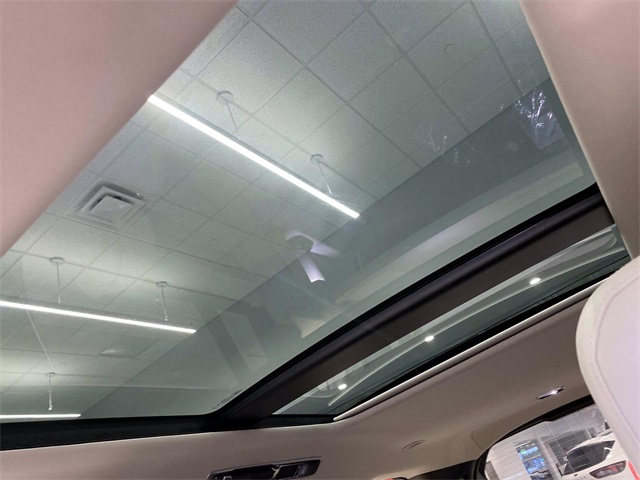 2025 Land Rover Range Rover SE LWB AWD